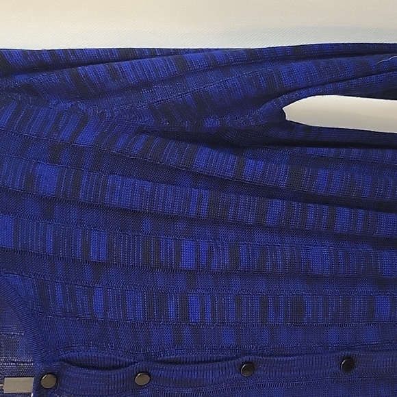 Cable and gauge, large, blue, and black cardigan - Picture 5 of 5